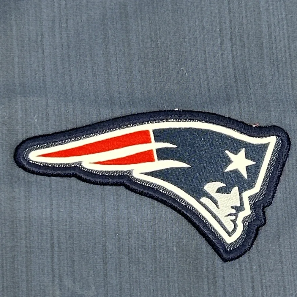 New England Patriots Men's L Blue Nike On Field Lightweight 1/2 Zip Pullover NFL